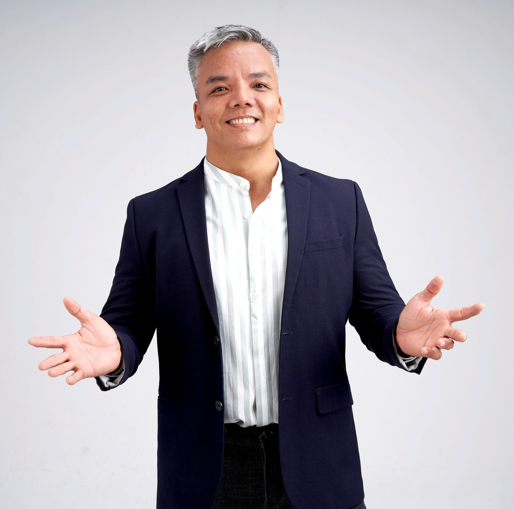 BINH PHAN |BOLD FOUNDER